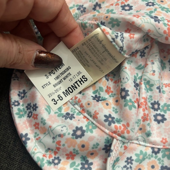 First Impressions Baby Girls Floral Swim Shirt, Bottoms and Hat, 3 Piece Set - Picture 3 of 5